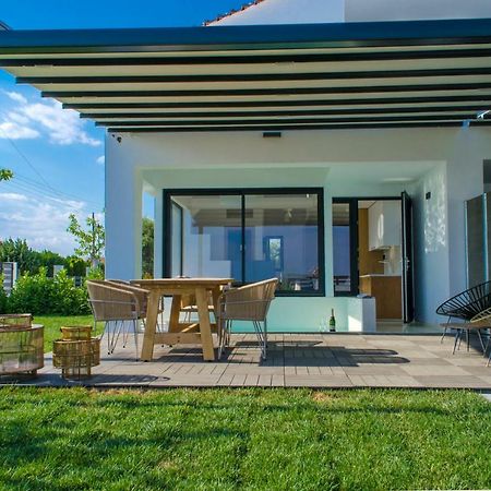 Thea Suites Nea Kallikrateia Exterior foto