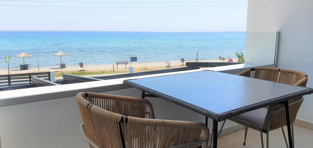 Thea Suites Nea Kallikrateia Exterior foto