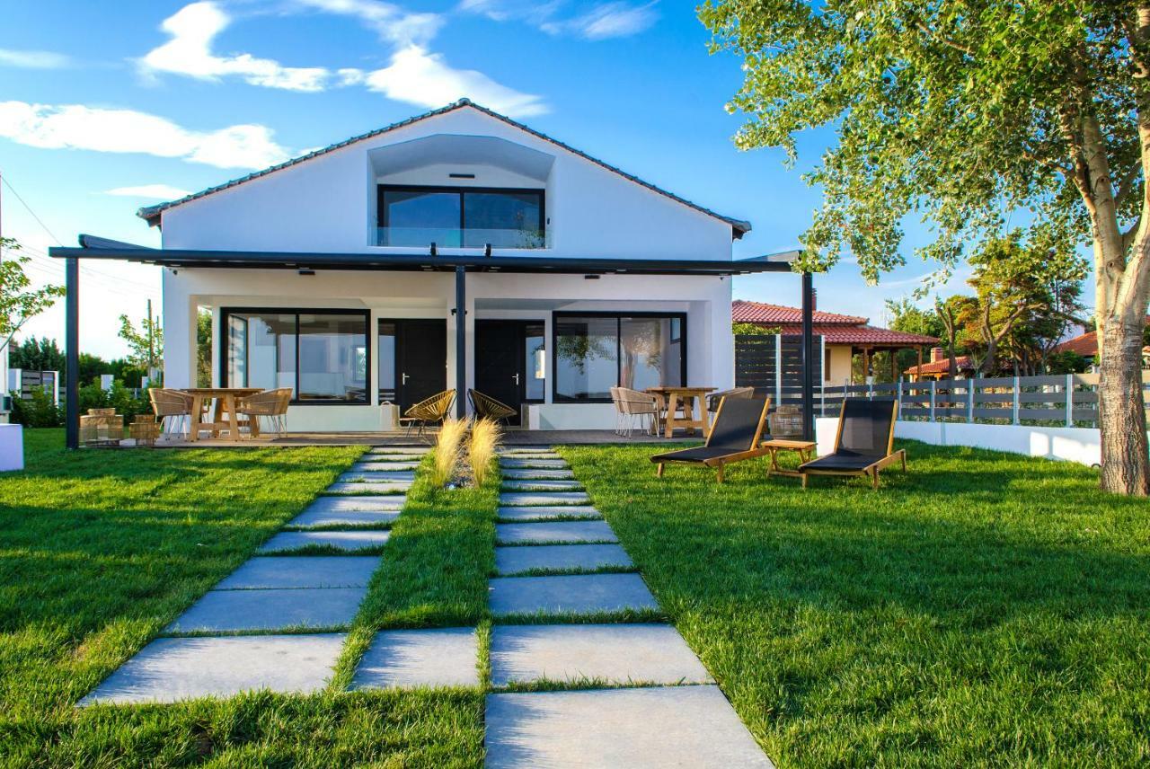 Thea Suites Nea Kallikrateia Exterior foto