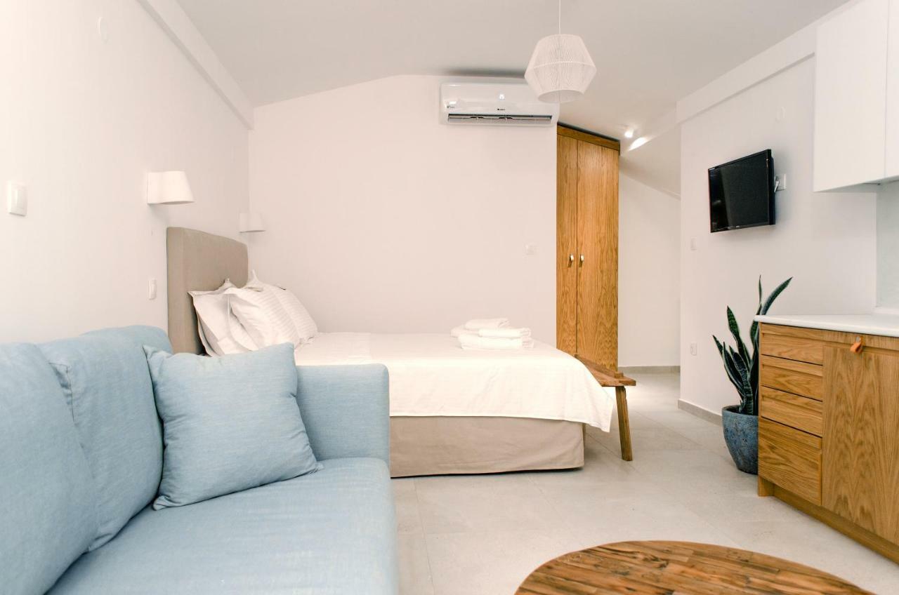 Thea Suites Nea Kallikrateia Exterior foto