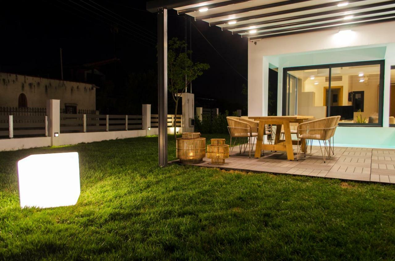 Thea Suites Nea Kallikrateia Exterior foto